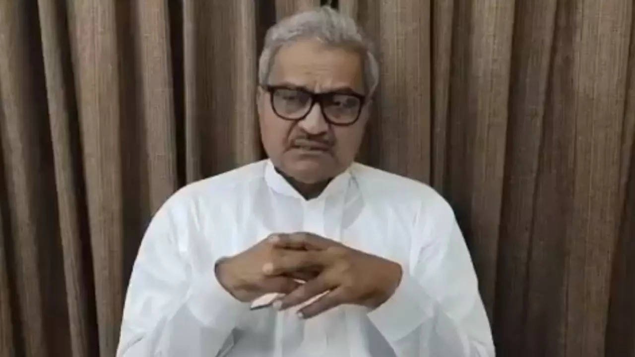 Rewa News: लोकसभा चुनाव से पहले रीवा सांसद जनार्दन मिश्रा ने कहा दी बड़ी बात Rewa News: लोकसभा चुनाव से पहले रीवा सांसद जनार्दन मिश्रा ने कहा दी बड़ी बात,