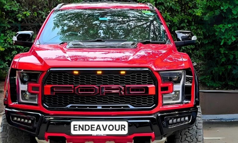 Toyota Fortuner को पटकनी देने भारत में आ रही है Ford Endeavour, जानिए कब होगी लॉन्च