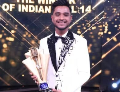 Indian Idol 14 Winner: 'इंडियन आइडल 14' के विनर बने वैभव गुप्ता, ट्रॉफी के साथ मिले इतने लाख