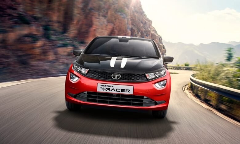Tata Altroz Racer Edition: हुंडई i20 को कड़ी टक्कर देने जल्द आ रही टाटा की यह पॉवरफुल अल्ट्रोज, इसी महीने हो सकती है भारत में लॉन्च, जानिए डिटेल्स
