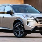 Nissan X- Trail: Toyota Fortuner को कड़ी टक्कर देने आ रही है निसान की यह एसयूवी, जानिए डिटेल Nissan X- Trail: Toyota Fortuner को कड़ी टक्कर देने आ रही है निसान की यह एसयूवी, जानिए डिटेल