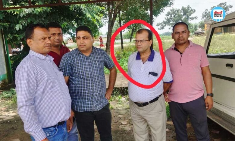 Rewa Lokayukta Action: रीवा जिले में लोकायुक्त की बड़ी कार्यवाही, लेखपाल 50 हजार की रिश्वत लेते रंगे हाथ गिरफ्तार