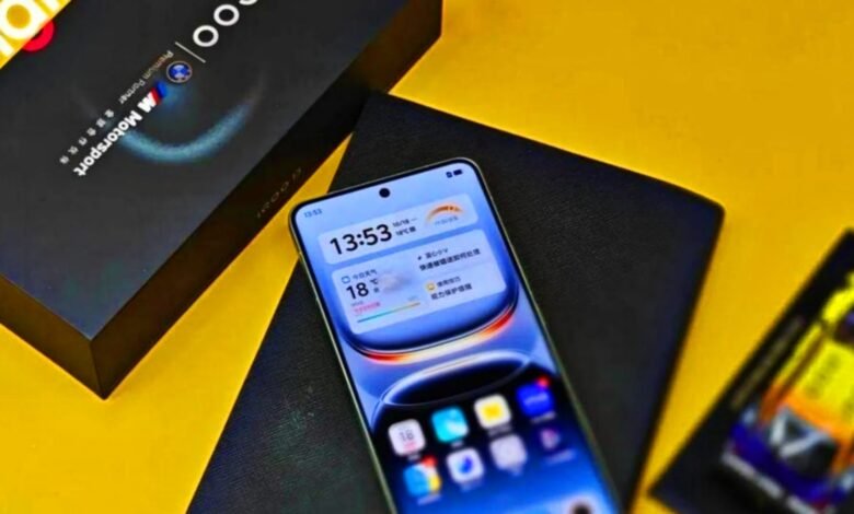 IQOO 13 Launch Date: One Plus को पीछे छोड़ सैमसंग को टक्कर देने लांच होने बाला है यह तगड़ा स्मार्टफोन