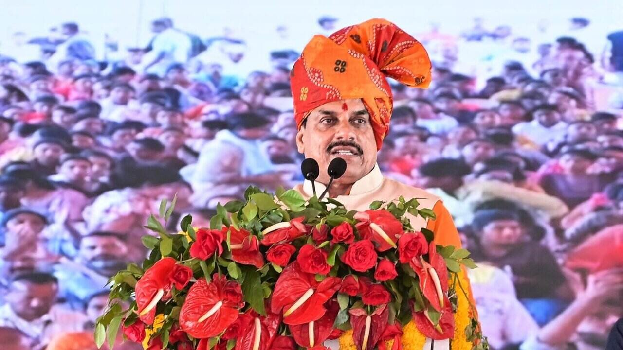MP Police Bharti: मध्य प्रदेश में पुलिस के 18,500 पदों पर होगी भर्ती, CM मोहन यादव का बड़ा ऐलान