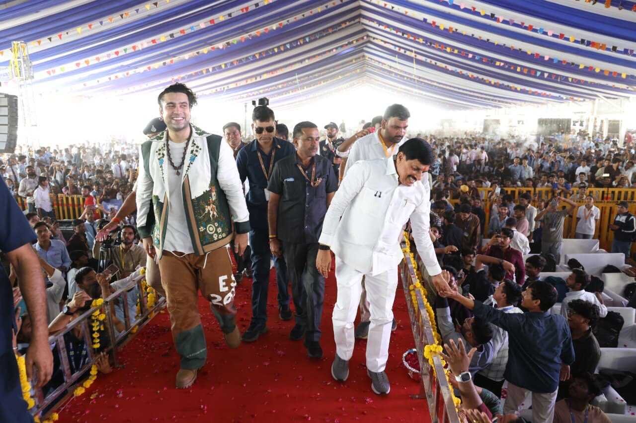 CM Youth Conclave 2026: MP में युवाओं के लिए बड़ी सौगात! साल में दो बार PSC परीक्षा, हर जिले में फ्री कोचिंग का ऐलान